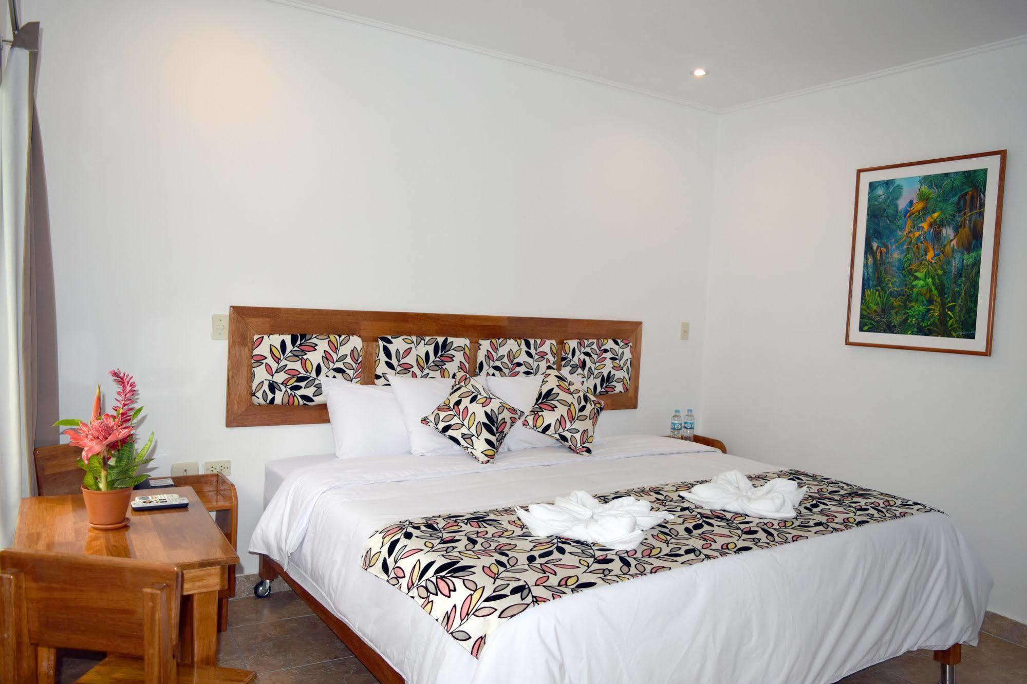 Hotel Jungle House Iquitos Eksteriør bilde